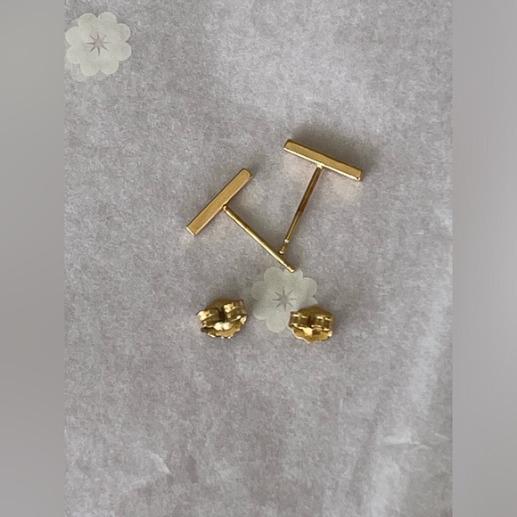 Zoe Chicco 14k yellow gold and single diamond bar studs earrings pair - Picture 13 of 16